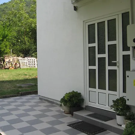 Вилла Apartman Stefan Тиват Экстерьер фото
